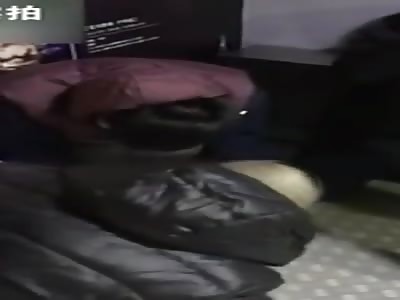 Torturing thieves in Chinese police station 