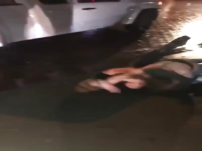 Drunk bitch fight in street 