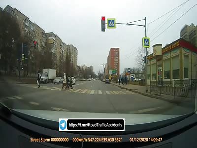 Father save his daughter from certainly death 