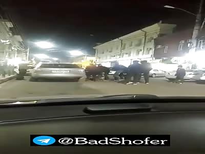 Russian gang beat the shit out of Chechenians in Moscow 