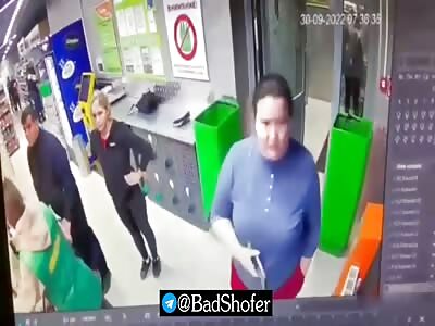 Thief got caught stealing his friend tried free him by taking hostage.