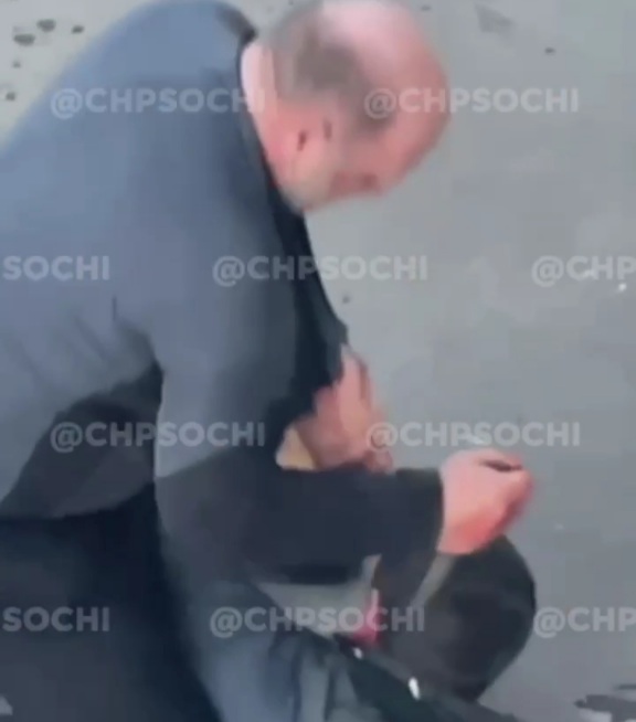 Drunk Russian Stabbed His Friend to Death