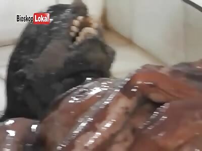 Dead rotten corps from indian morgue 