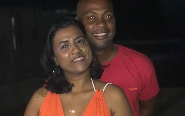 Man Hammers Wife To Death, Jumps From Balcony Trying To Escape