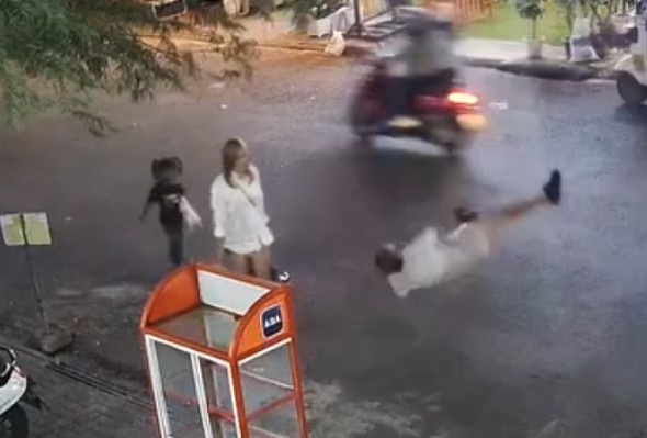 Tourist Falls To His Death Nearly Killing Young Mother