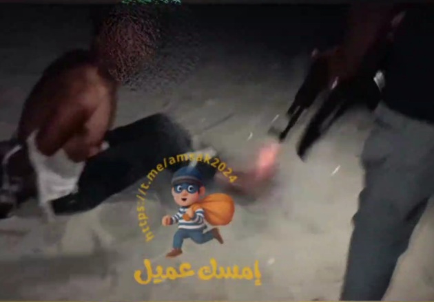 Spy captured by qassami fighters and gets shot in his legs 