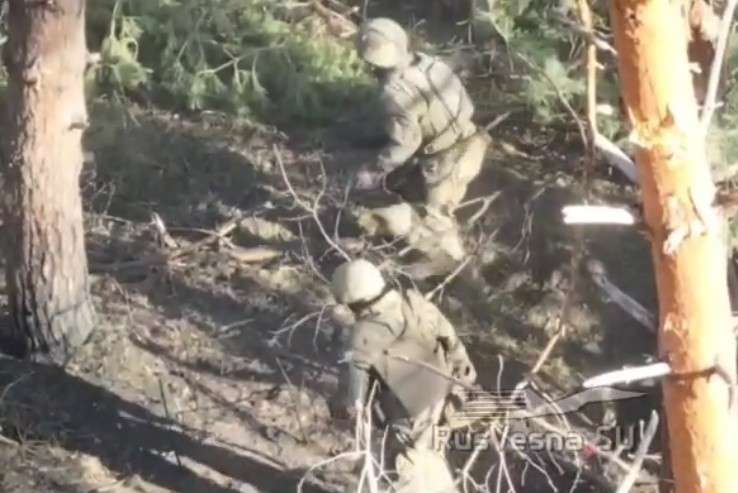 Ukrainian reconnaissance pair killed.