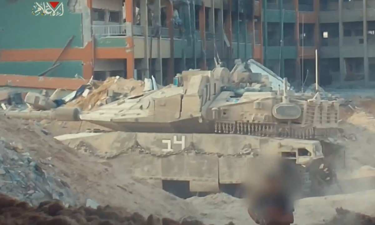 HAMAS struck an IDF Merkava Tank at Zero Distance in Tal Al-Hawa