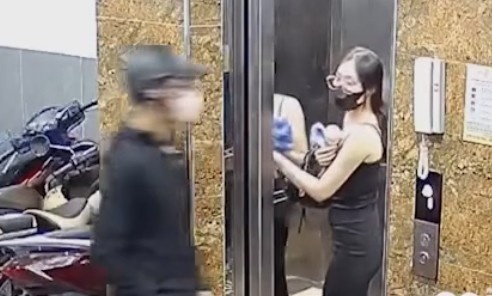 Maniac Assaults Helpless Woman Inside The Elevator