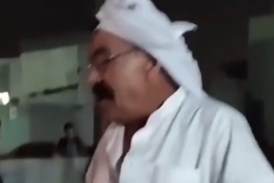 DUMB AS FUCK SHOT HIMSELF IN THE BELLY