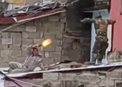 Rio de Janeiro : hand-to-hand combat, house by house!!