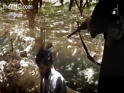 New ISIS Execution: Prisoner is executed and sent to his grave