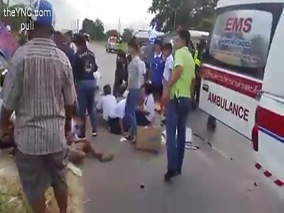 bus, excursions More than 40 dead
