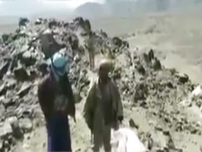 Soldiers from Yemen with Houthi snipers killed today on a mountain in Shabwah province.