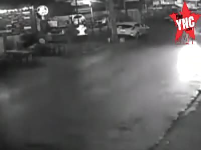 ACCIDENT: taxi driver hits with at least 2 women