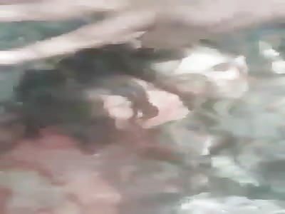 shows 3 heads decapitated