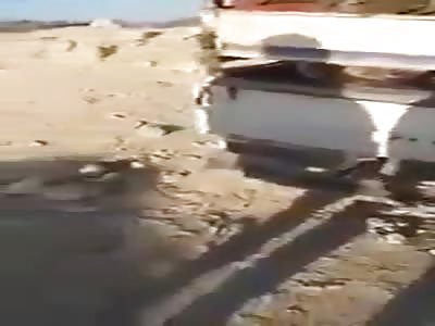 Assad tortures a civilian after he left the crosses opened by the system in eastern Guta