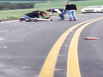 FRONT SHOCK BETWEEN MOTORCYCLE AND AUTOMOBILE