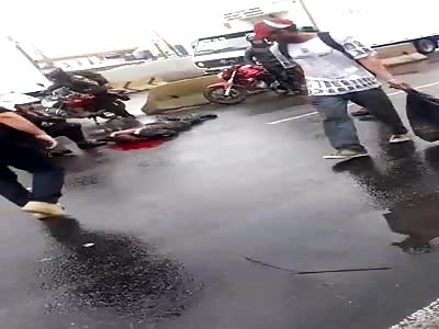 MOTORCYCLE ACCIDENT WITH FATAL VICTIMS