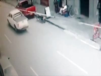 Exact moment at which the traffic accident occurred where a motorcycli