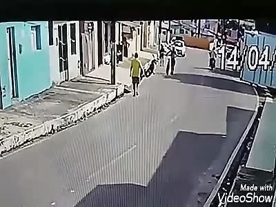 Murdered man stabbed by transvestite.