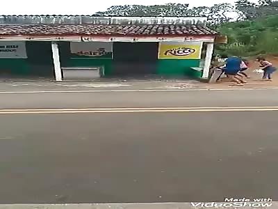 Shocking video, man commits jump in the fire