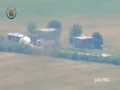 Syria: Video shows FSA rebels blowing up gathering of regime fighters 