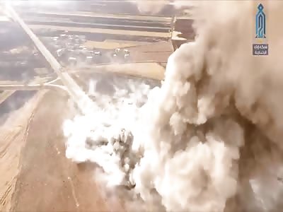 Hama: Impressive video shows HTS SVBIED attack 
