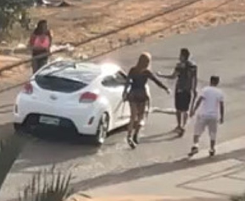 Brazilian Tranny Assaults Client on Street Over Money Dispute.