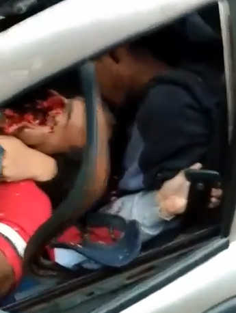  Truck Left no Chances for them Both