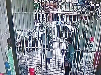 Brazen Hitman Assassinates Man In Front of Cops.