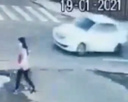 Female Police Officer Shoots Attacker In Chile