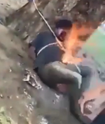 Motorcycle Thief Beaten and Set On Fire in Acapetahua