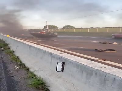 Brutal accident where motorcyclist loses his life.