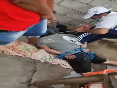 Guy Strangled By Rivals In Ecuador (Full Version)