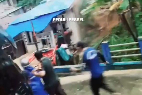 LANDSLIDE BURIES SEVERAL PEOPLE