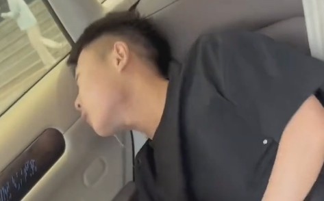 Taxi Passenger Suffers Seizure