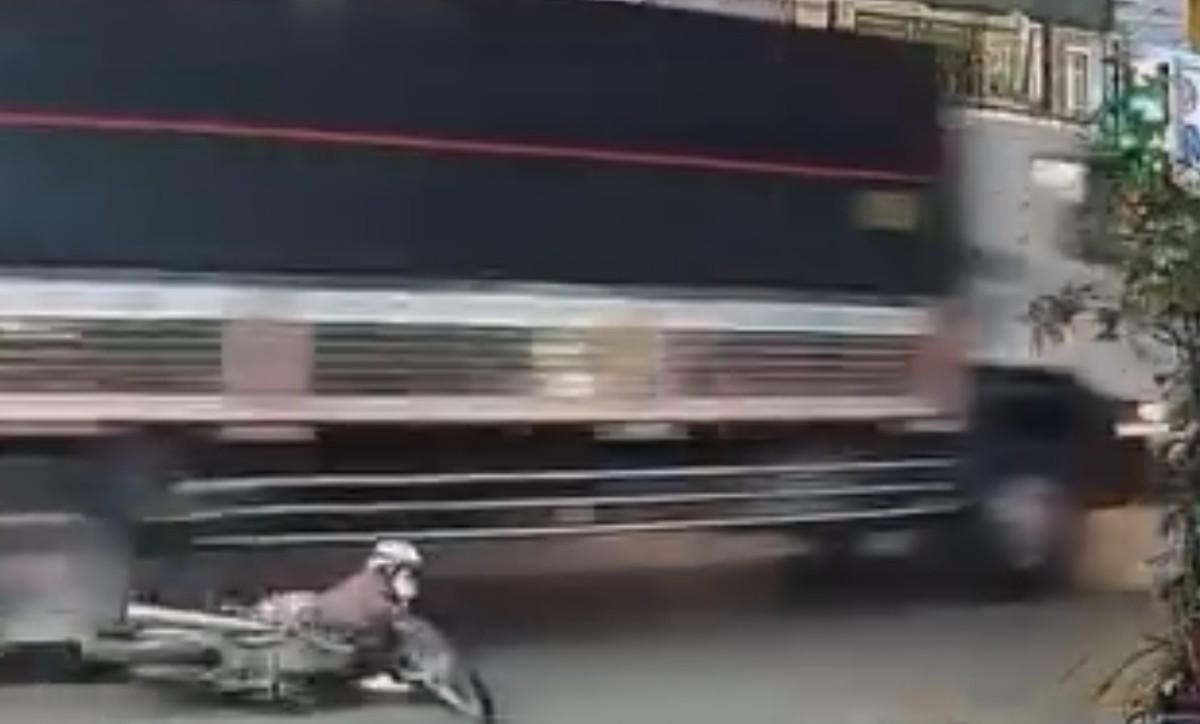 Moped Rider Instantly Killed By Truck