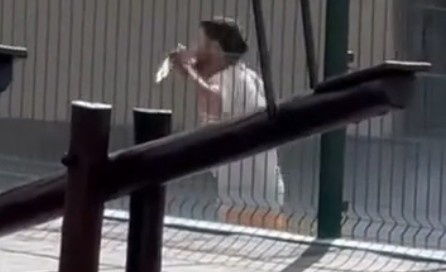 ARMED WITH A KNIFE, MAN IS NEUTRALIZED BY POLICE