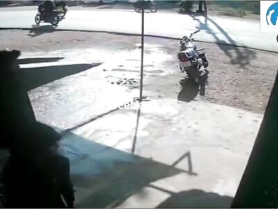 MAN IS KILLED IN BROAD DAYLIGHT 