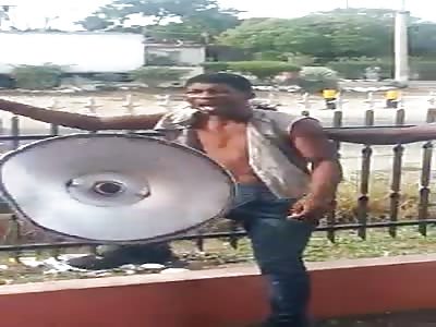 jamaican bicycle thief get slapped 