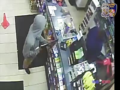 BALTIMORE COP FATALLY SHOOTS ROBBERY SUSPECT WITH A SHOTGUN