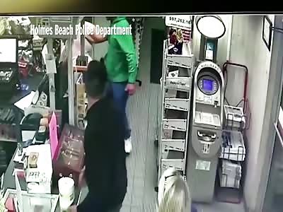 Man smashes a lady in the face and she attacks back 