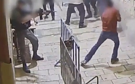  Footsoldier Gets Stabbed And Shoots His Attacker Dead