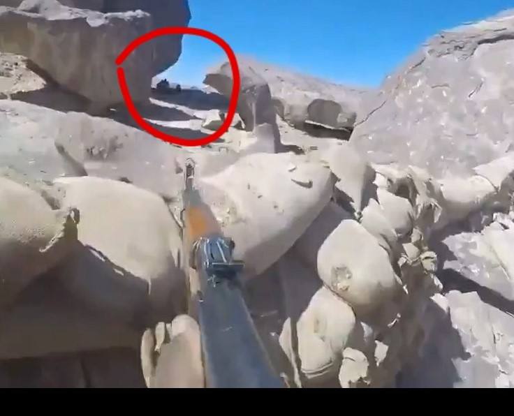 Houthi Soldiers Ambush Saudi Soldiers 