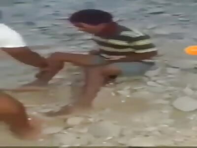 Venezuelan Gangsters Punish Robbers