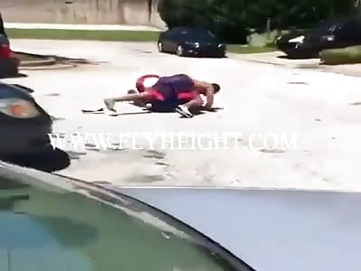 Dude Almost Loses His Life After Getting an AK-47 Pulled Out on Him During Fight Aug 01, 2017  