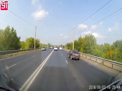 Car causes a multi car pile up