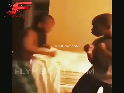 Somebody get them in boxing: