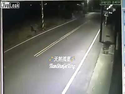 Motorcycle and rider no longer to be found after crashing into a car